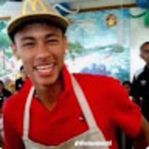 Meet your Posher, Carlos vicente